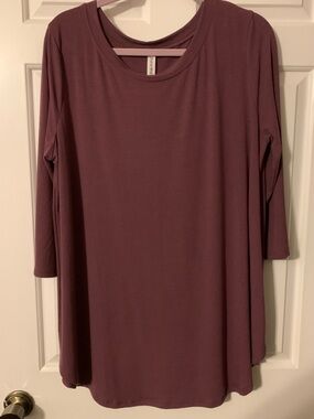 Zenana 3/4 sleeve plum color tunic